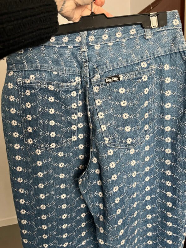 PANTALÓN FLORES BORDADAS - Imagen 4