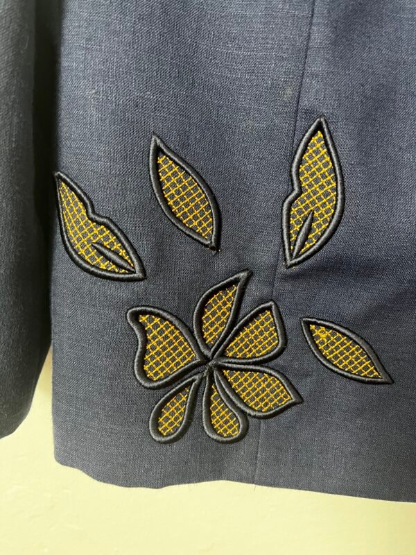 CHAQUETA DUCAL BORDADOS - Imagen 3