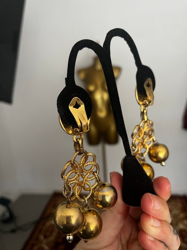 PENDIENTES VERSUS - Imagen 2