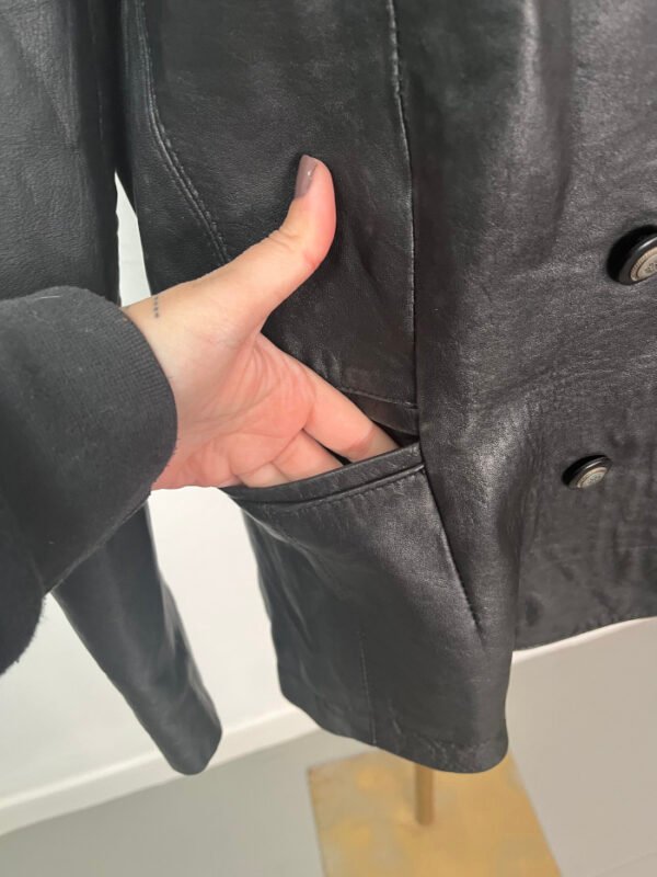 BLAZER DE CUERO - Imagen 6