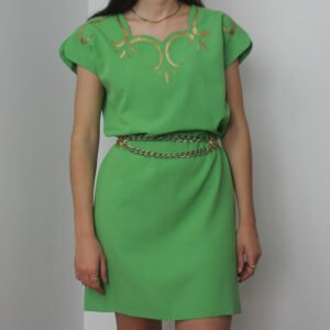 VESTIDO VERDE BORDADOS DORADOS