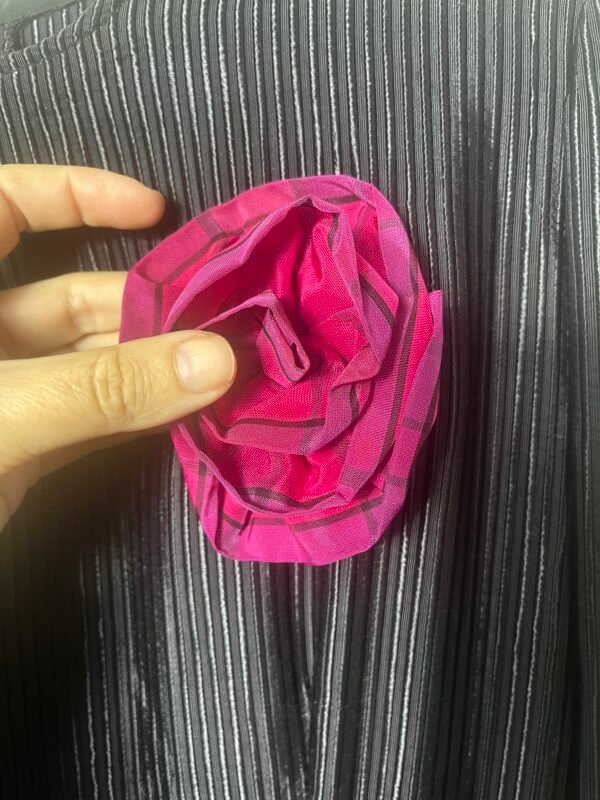 VESRIDO 80´S NEGRO Y FUCSIA - Imagen 3