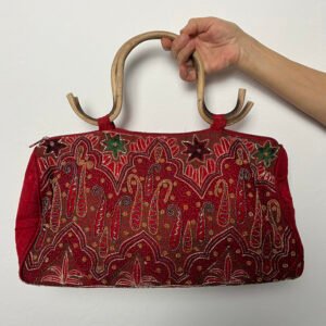 BOLSO SEDA ROJO Y PEDRERÍA