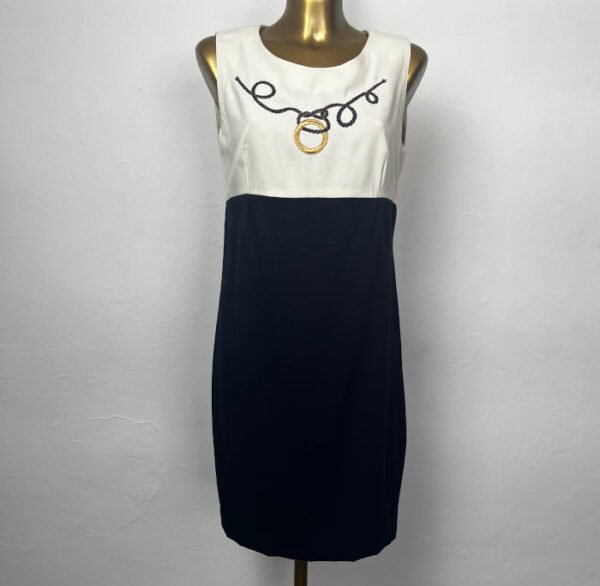 VESTIDO CON BORDADO