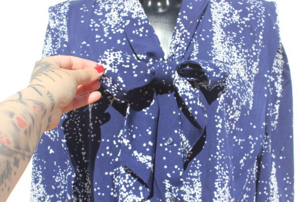 BLUSA VINTAGE LAZADA AL CUELLO - Imagen 5