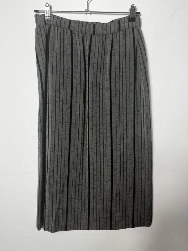 FALDA MIDI GRIS - Imagen 5