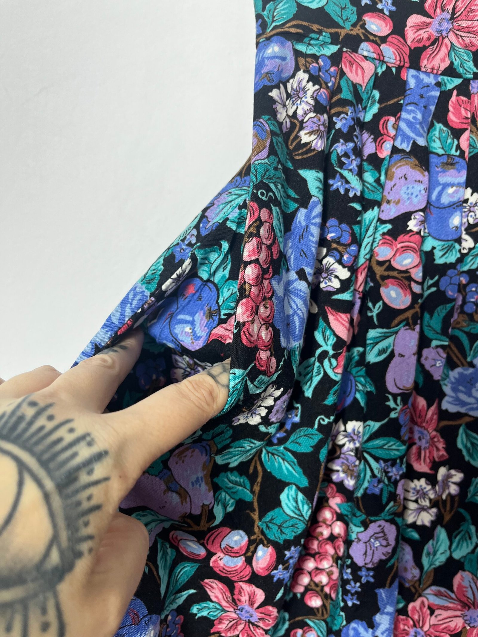 FALDA FLORES Y UVAS - Imagen 3