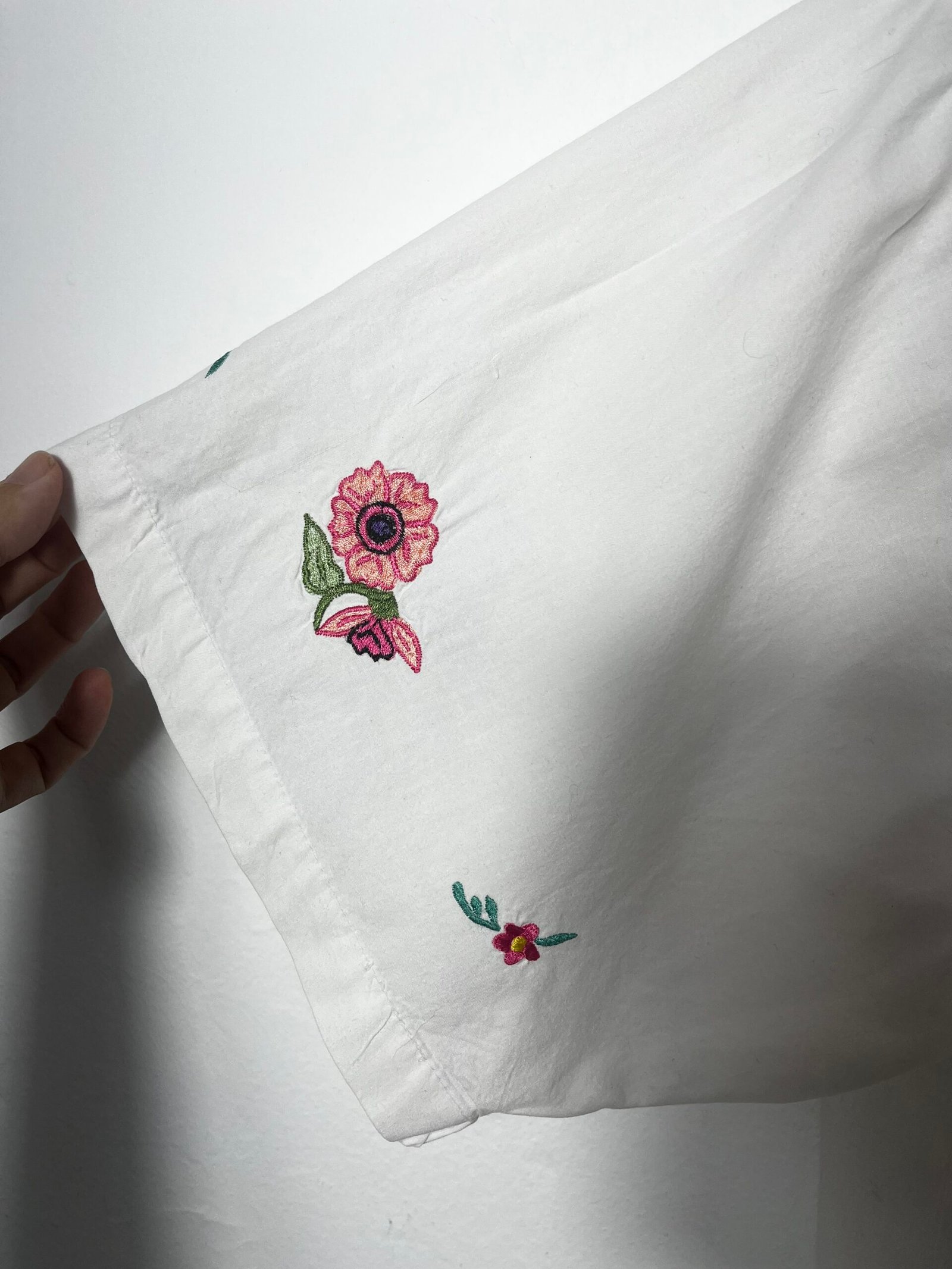 CAMISA FLORES BORDADAS - Imagen 5