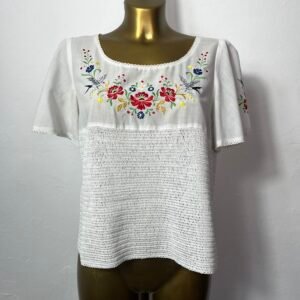 BLUSA REWORK BORDADOS