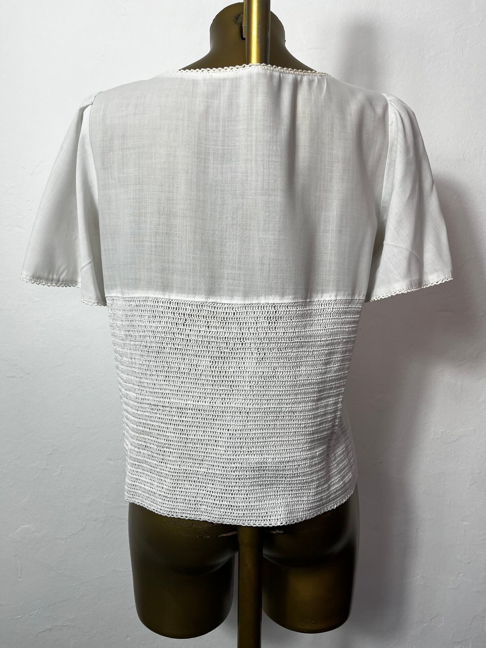BLUSA REWORK BORDADOS - Imagen 8